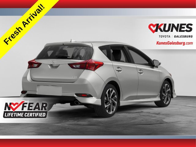 Used 2018 Toyota Corolla iM Base with VIN JTNKARJEXJJ575198 for sale in Galesburg, IL