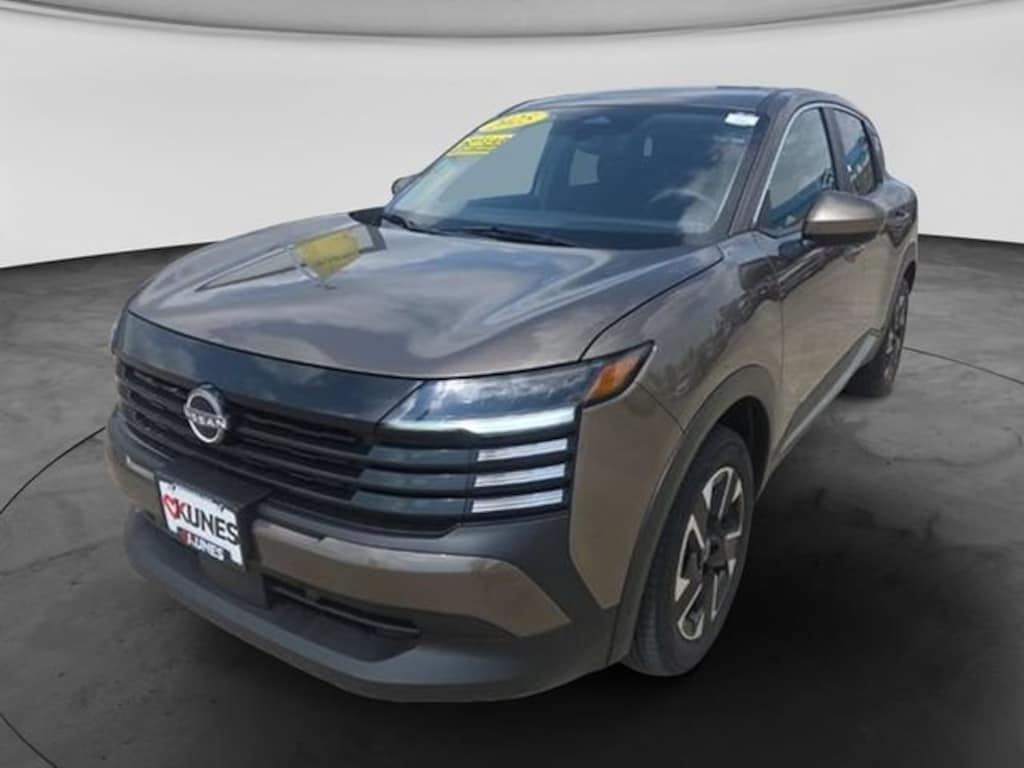 Used 2025 Nissan Kicks SV SUV