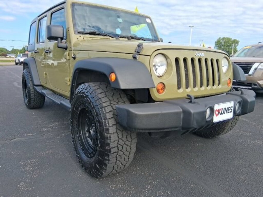 Used 2013 Jeep Wrangler Unlimited Sport SUV
