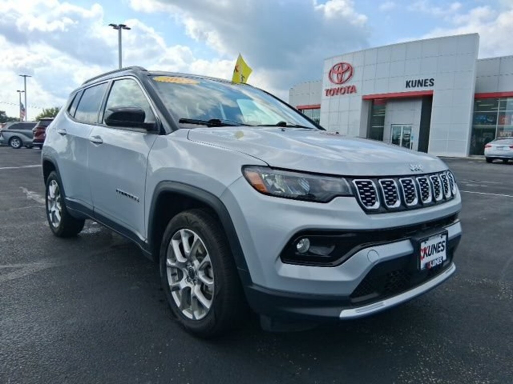 Used 2025 Jeep Compass Limited SUV