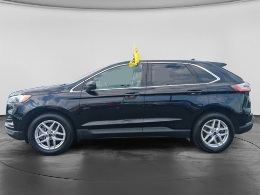 Used 2024 Ford Edge SUV