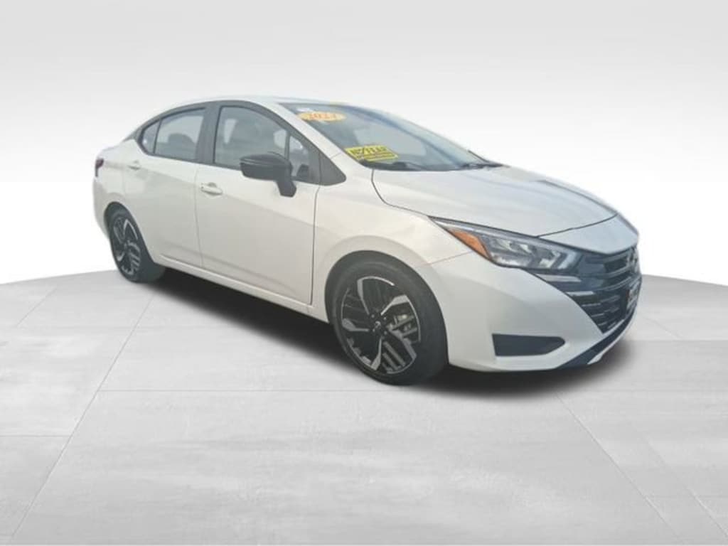 Used 2024 Nissan Versa 1.6 SR Sedan
