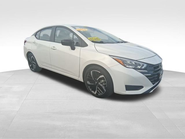 2024 Nissan Versa 1.6 SR photo 2