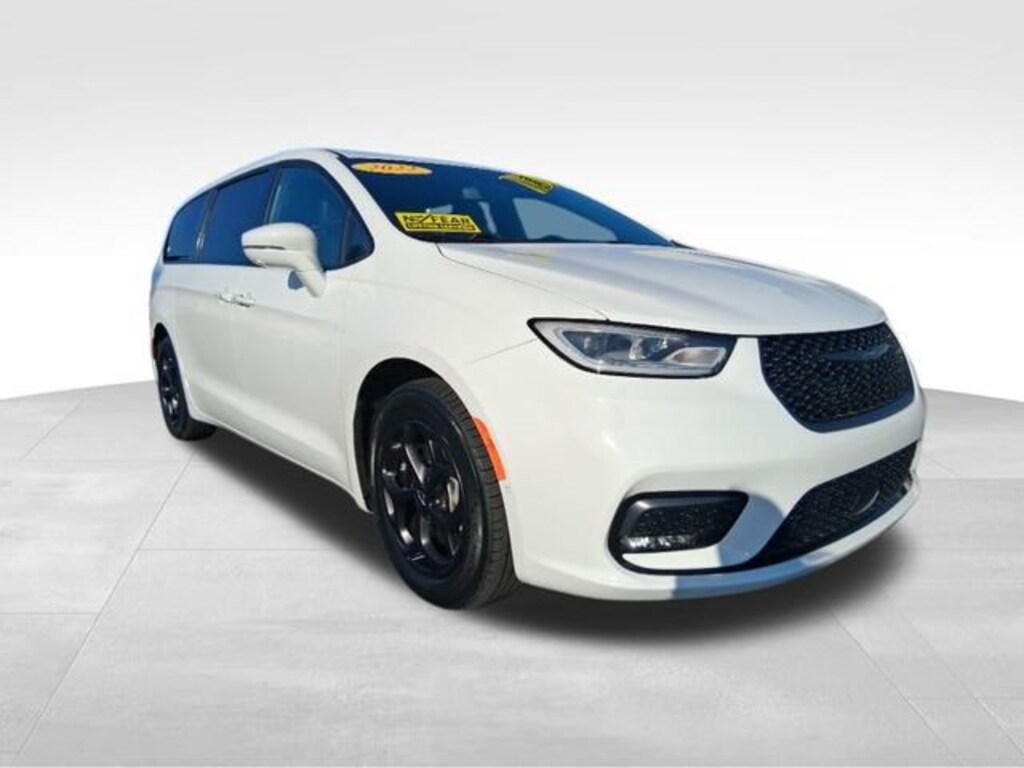 Used 2022 Chrysler Pacifica Hybrid Touring L Van Passenger Van