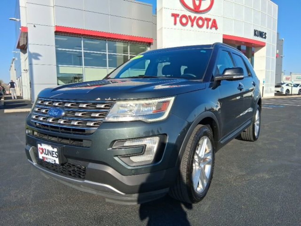Used 2016 Ford Explorer XLT SUV