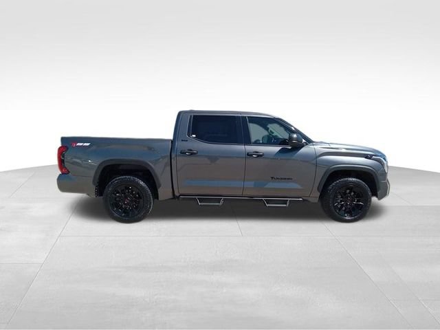 2023 Toyota Tundra SR5 CrewMax photo 3