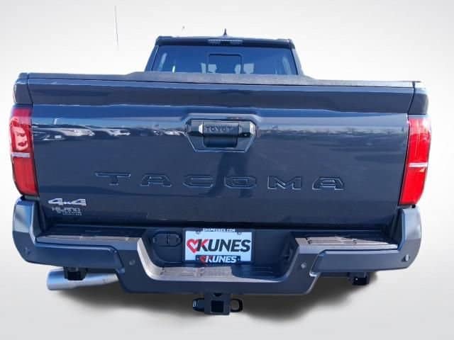 2025 Toyota Tacoma SR5 - Photo 6