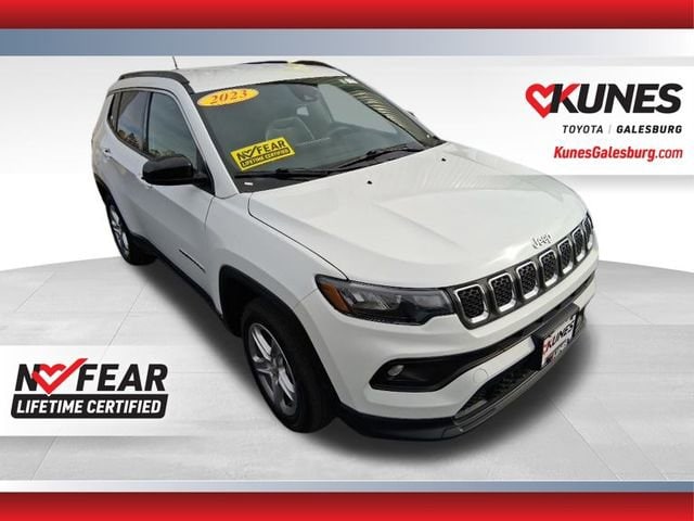 2023 Jeep Compass Latitude's photo