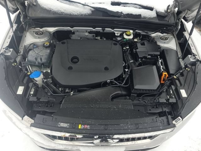 2024 Volvo XC40 Core - Photo 27