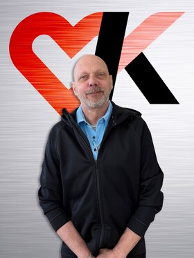 Staff member Rick Reed from ID_34da3d1ea710