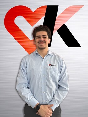 Staff member Nash Nache from ID_34da3d1ea710