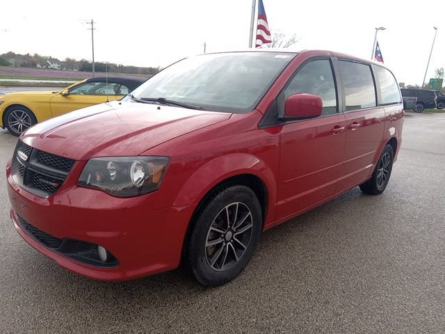 Used 2015 Dodge Grand Caravan SXT Plus with VIN 2C4RDGCG5FR670185 for sale in Galesburg, IL