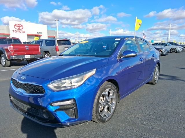 Used 2019 Kia FORTE EX with VIN 3KPF54AD8KE102161 for sale in Galesburg, IL