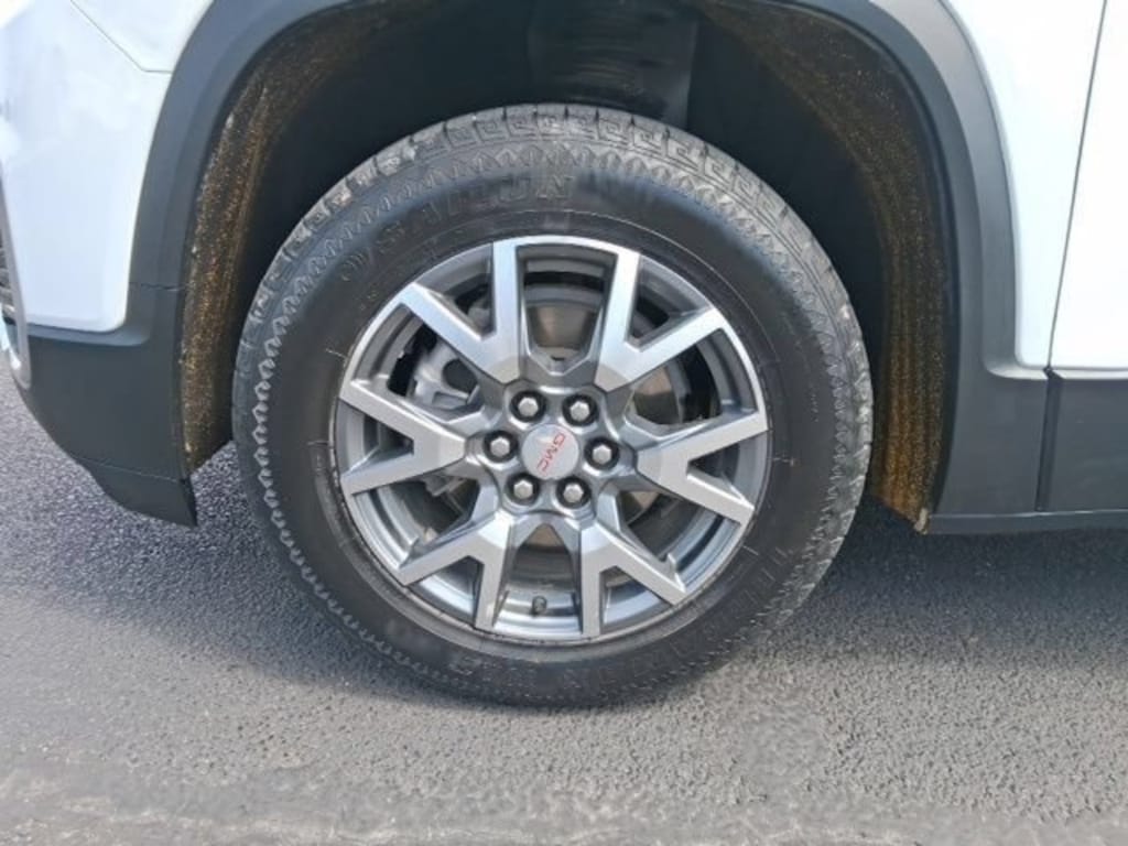Used 2023 GMC Acadia SLT SUV