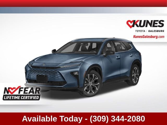 2025 Toyota Crown Signia XLE's photo