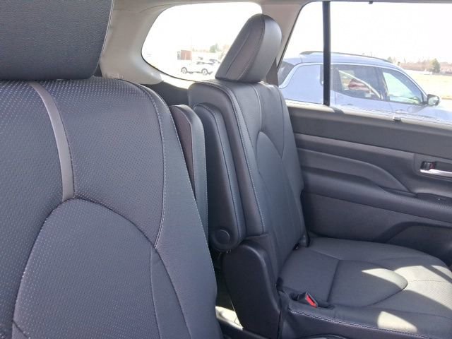 2026 Toyota Grand Highlander Platinum - Photo 8