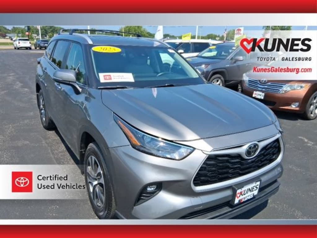 Used 2025 Toyota Highlander SUV