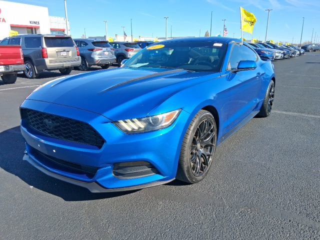 2017 Ford Mustang V6 photo 2