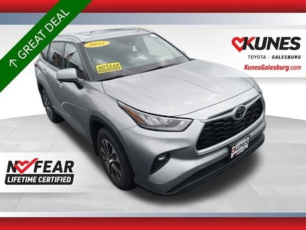 2022 Toyota Highlander XLE SUV