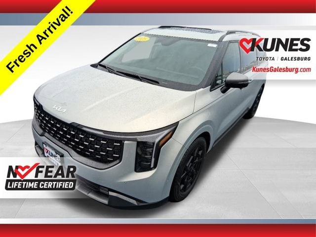 2025 Kia Sedona SX's photo