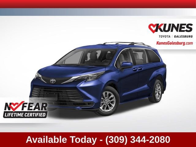 2026 Toyota Sienna LE's photo