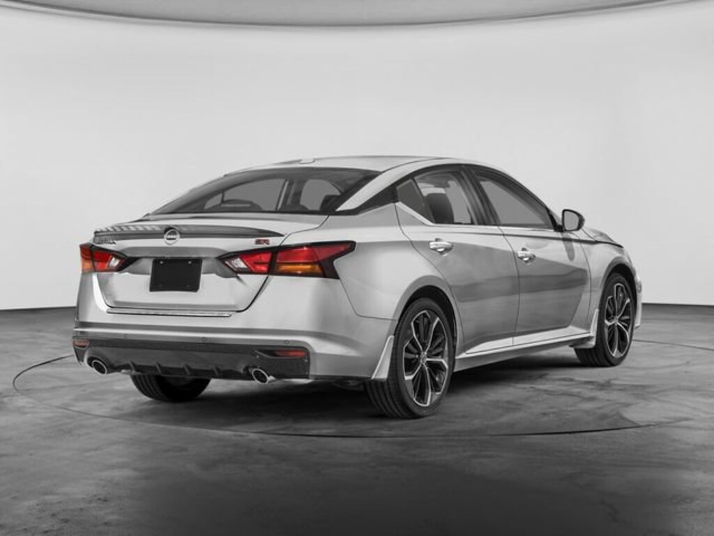 Used 2024 Nissan Altima 2.5 SR Sedan
