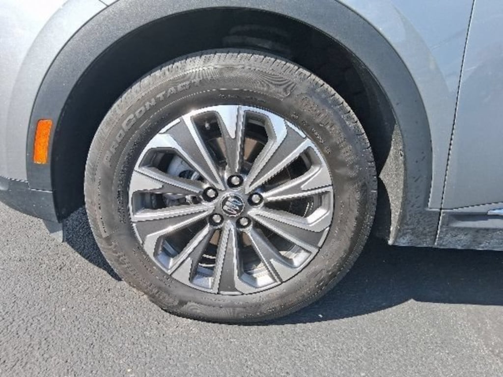 Used 2024 Buick Envision Preferred SUV