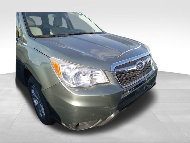 2015 Subaru Forester 2.5i Premium photo 3