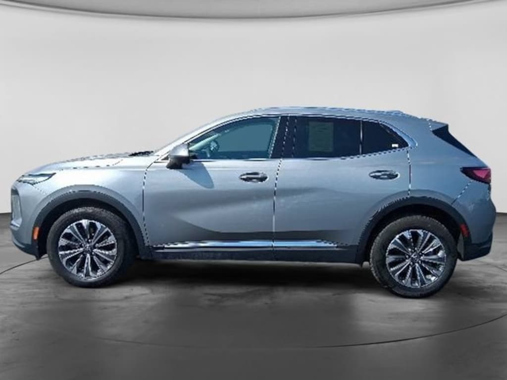 Used 2024 Buick Envision Preferred SUV