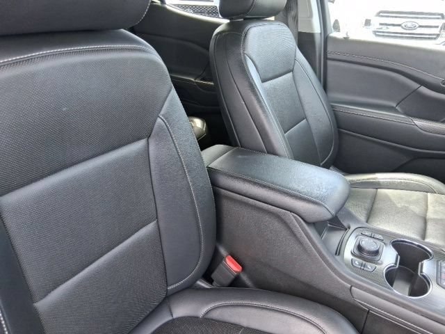 2023 GMC Acadia SLT - Photo 14