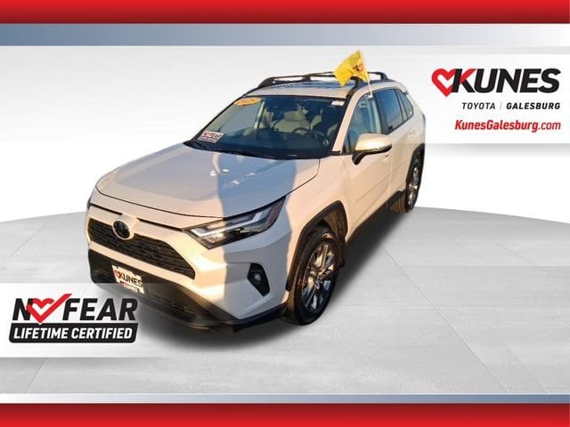2025 Toyota RAV4 XLE Premium's photo