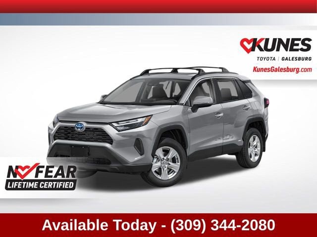 2025 Toyota RAV4 XLE's photo