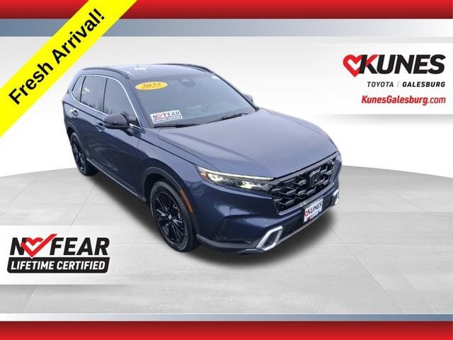 2025 Honda CR-V Sport Touring's photo