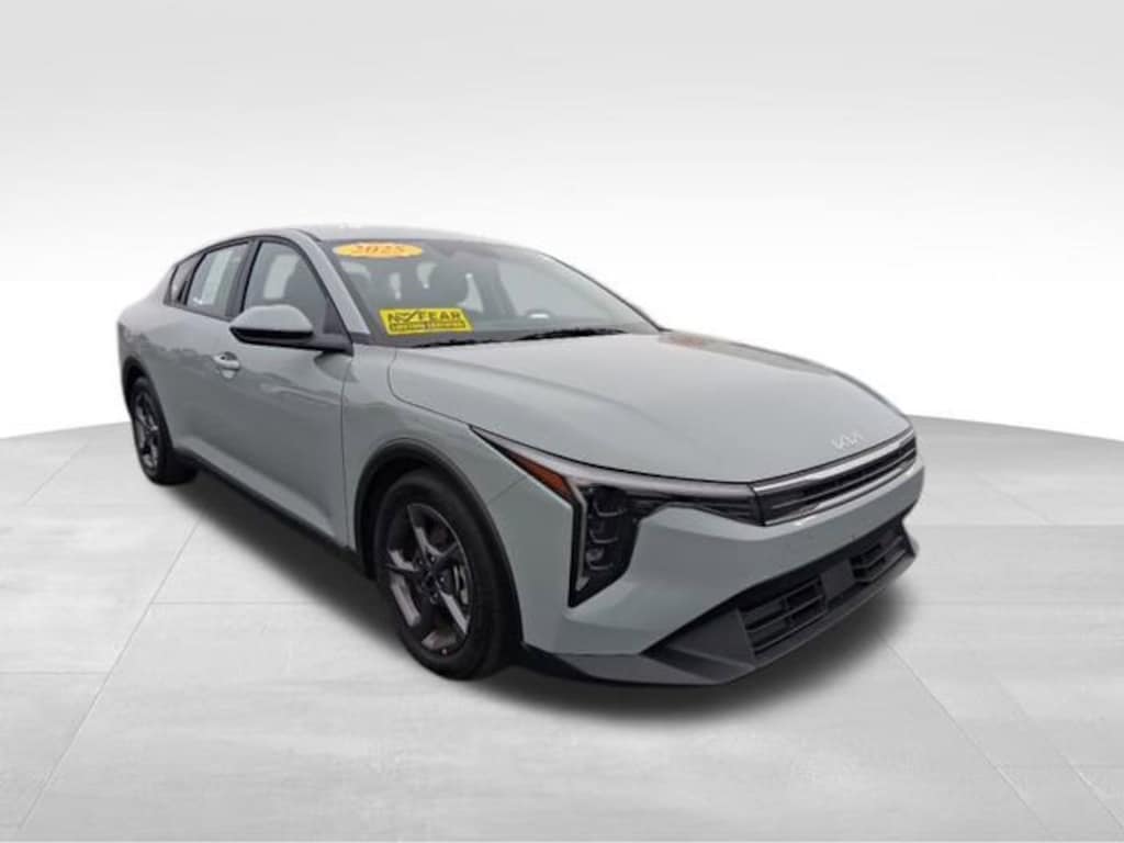 Used 2025 Kia K4 LXS Sedan