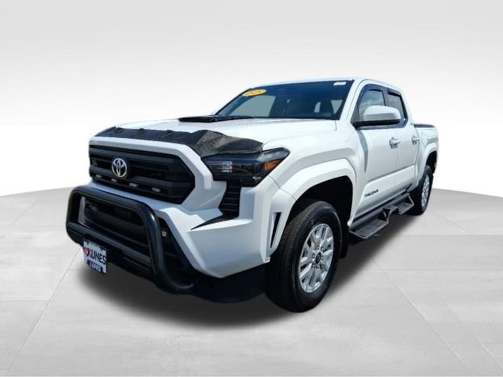 Used 2025 Toyota Tacoma SR5 Truck Double Cab