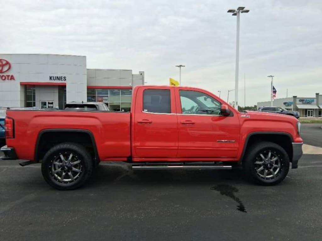 Used 2017 GMC Sierra 1500 SLE Truck Double Cab