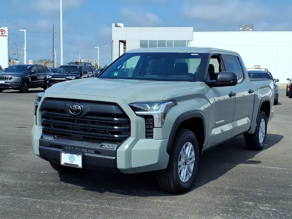 2026 Toyota Tundra SR5 Truck CrewMax