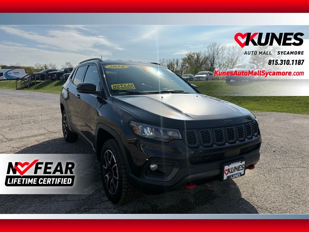 Used 2024 Jeep Compass Trailhawk SUV