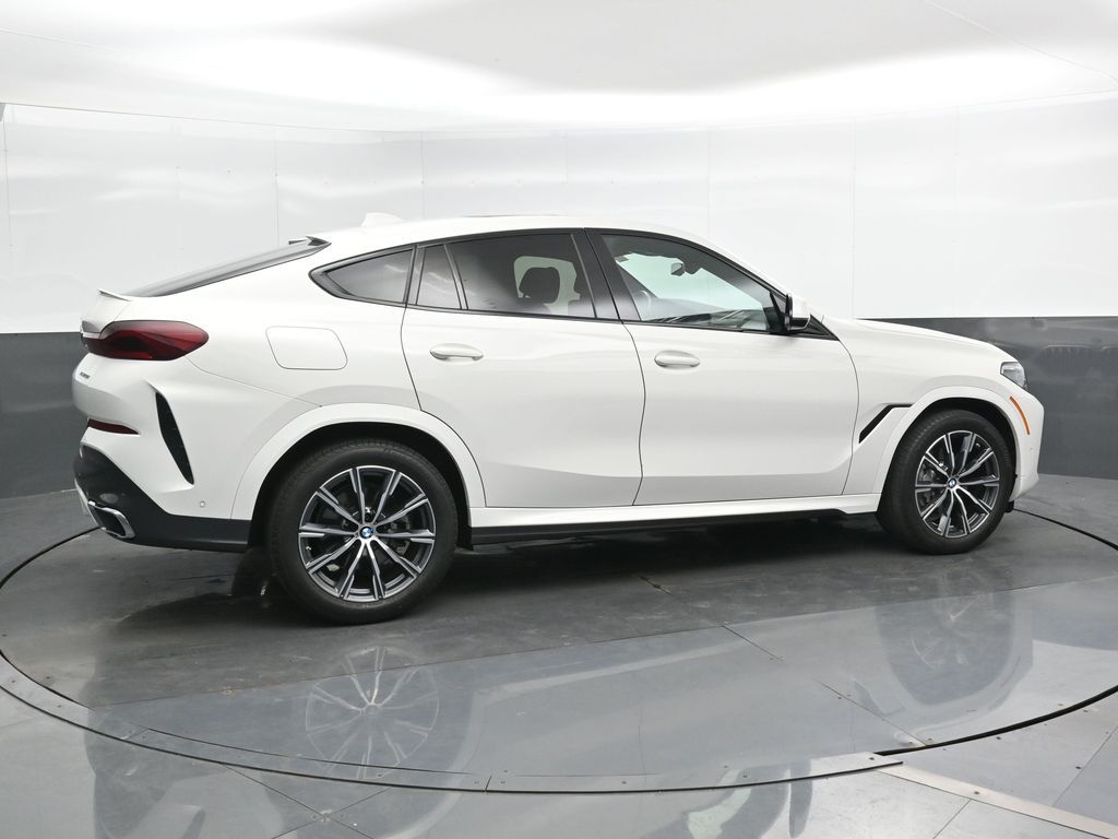 2022 Bmw X6 xDrive40i M photo 2