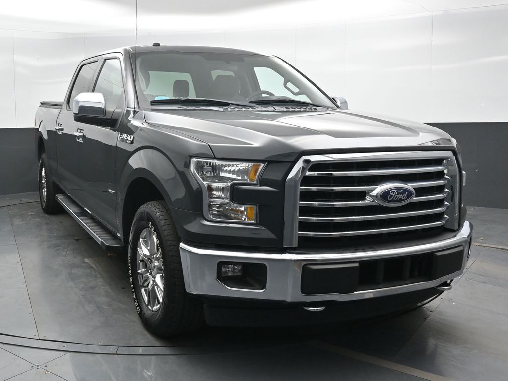 2017 Ford F-150 XLT photo 4