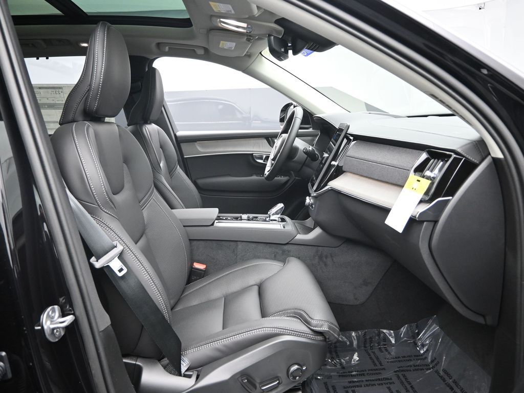 2026 Volvo XC90 Ultra - Photo 29