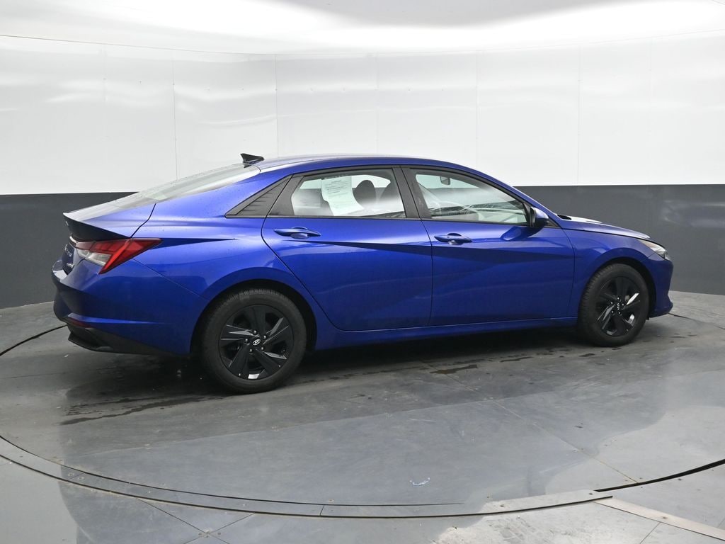 Used 2023 Hyundai Elantra HEV Blue Sedan