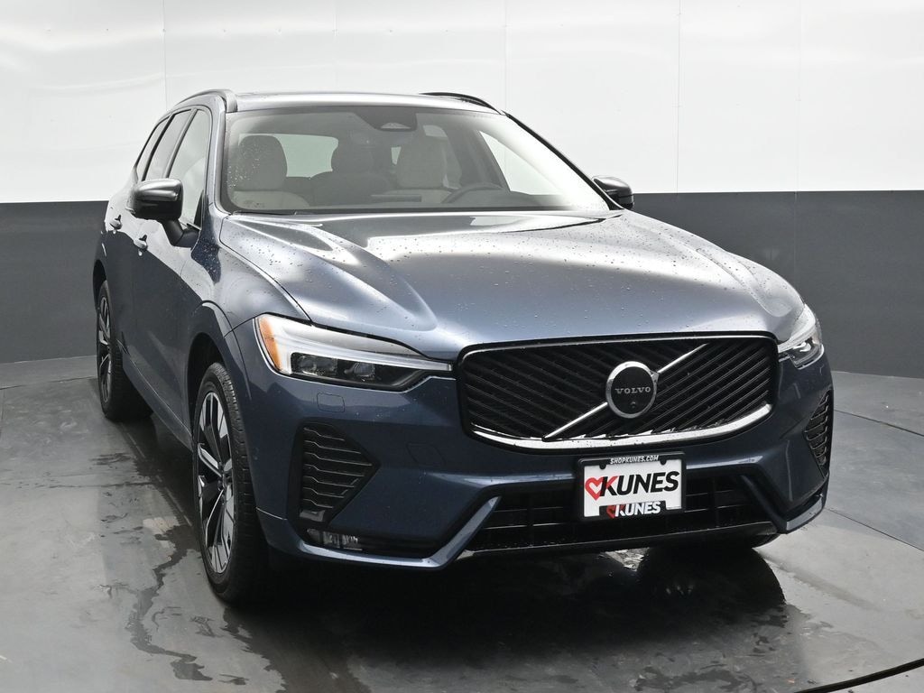 New 2026 Volvo XC60 B5 Plus SUV