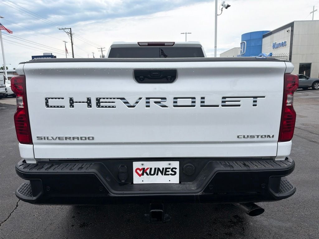 Used 2024 Chevrolet Silverado 2500 HD Custom Truck Crew Cab