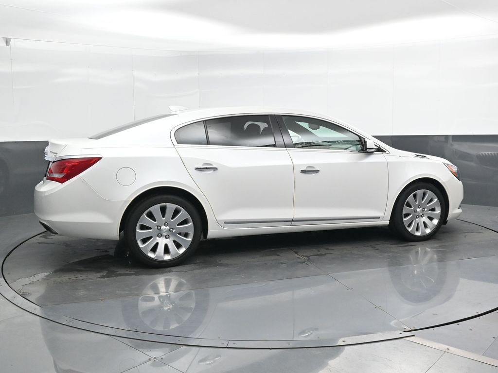 2016 Buick LaCrosse Premium I photo 2