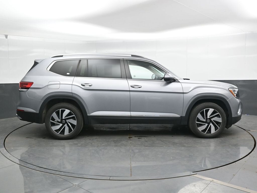 Used 2025 Volkswagen Atlas 2.0T SEL SUV