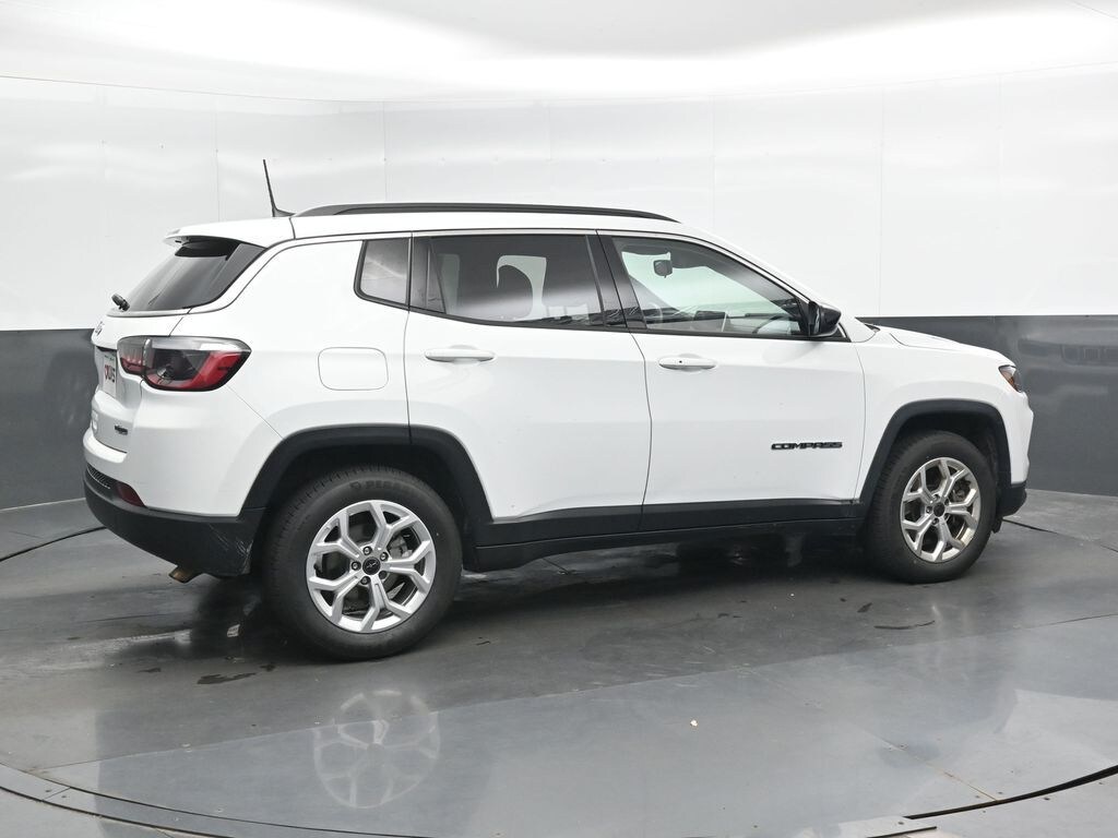 Used 2025 Jeep Compass Latitude SUV