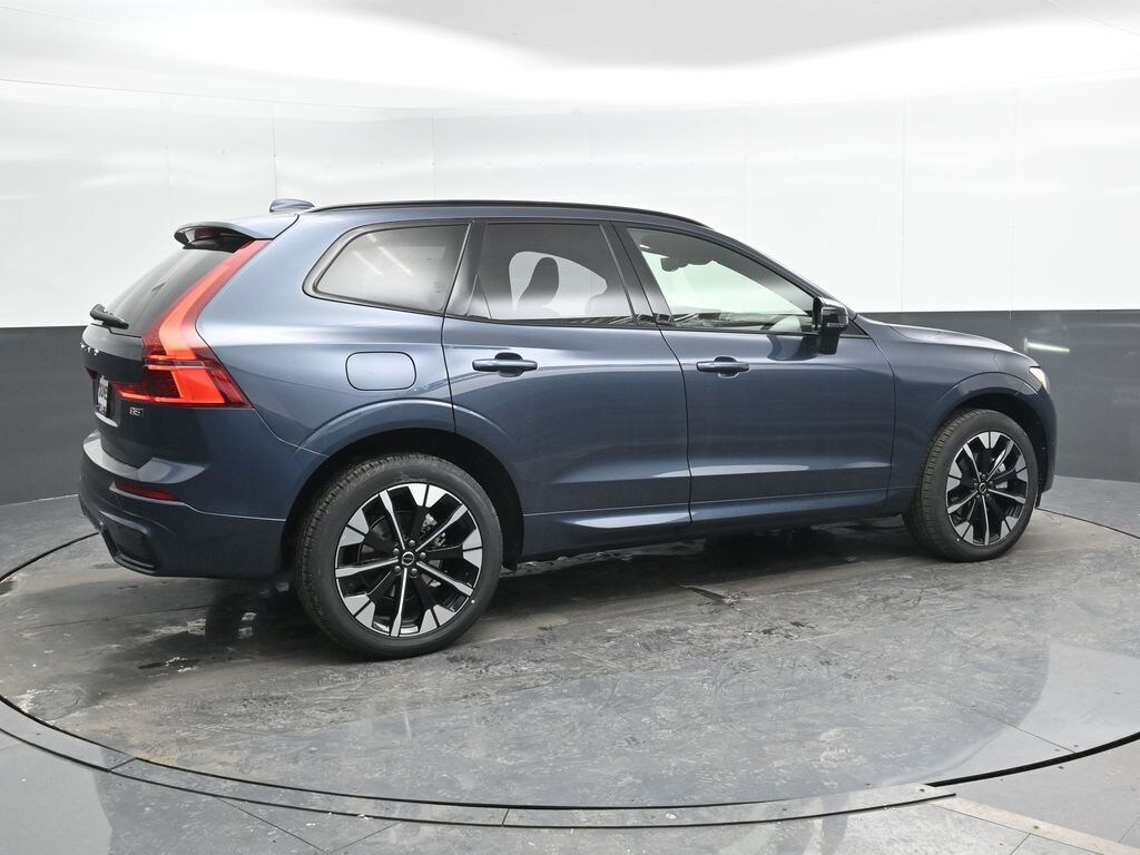 New 2026 Volvo XC60 B5 Plus SUV