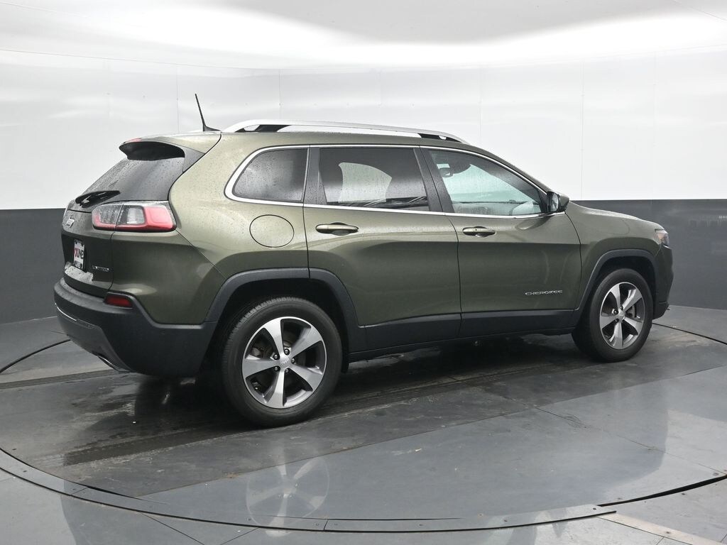 Used 2021 Jeep Cherokee Limited SUV