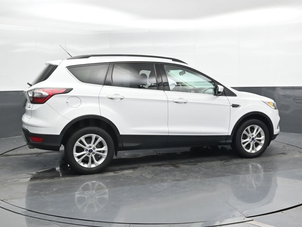 Used 2017 Ford Escape SE SUV